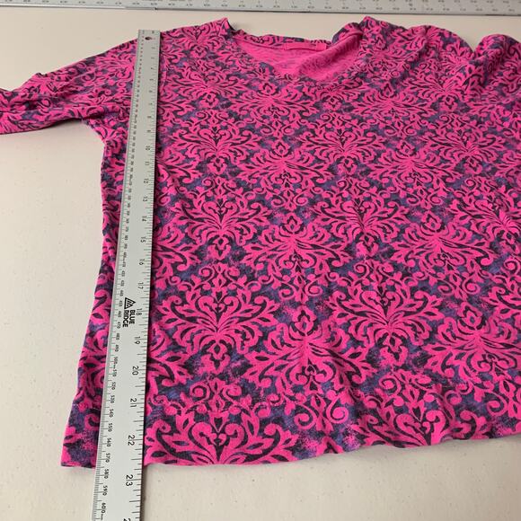 Fresh Produce Top Size Medium Pink Purple V Neck 3/4 Sleeve Cotton Damask Print - Picture 7 of 12